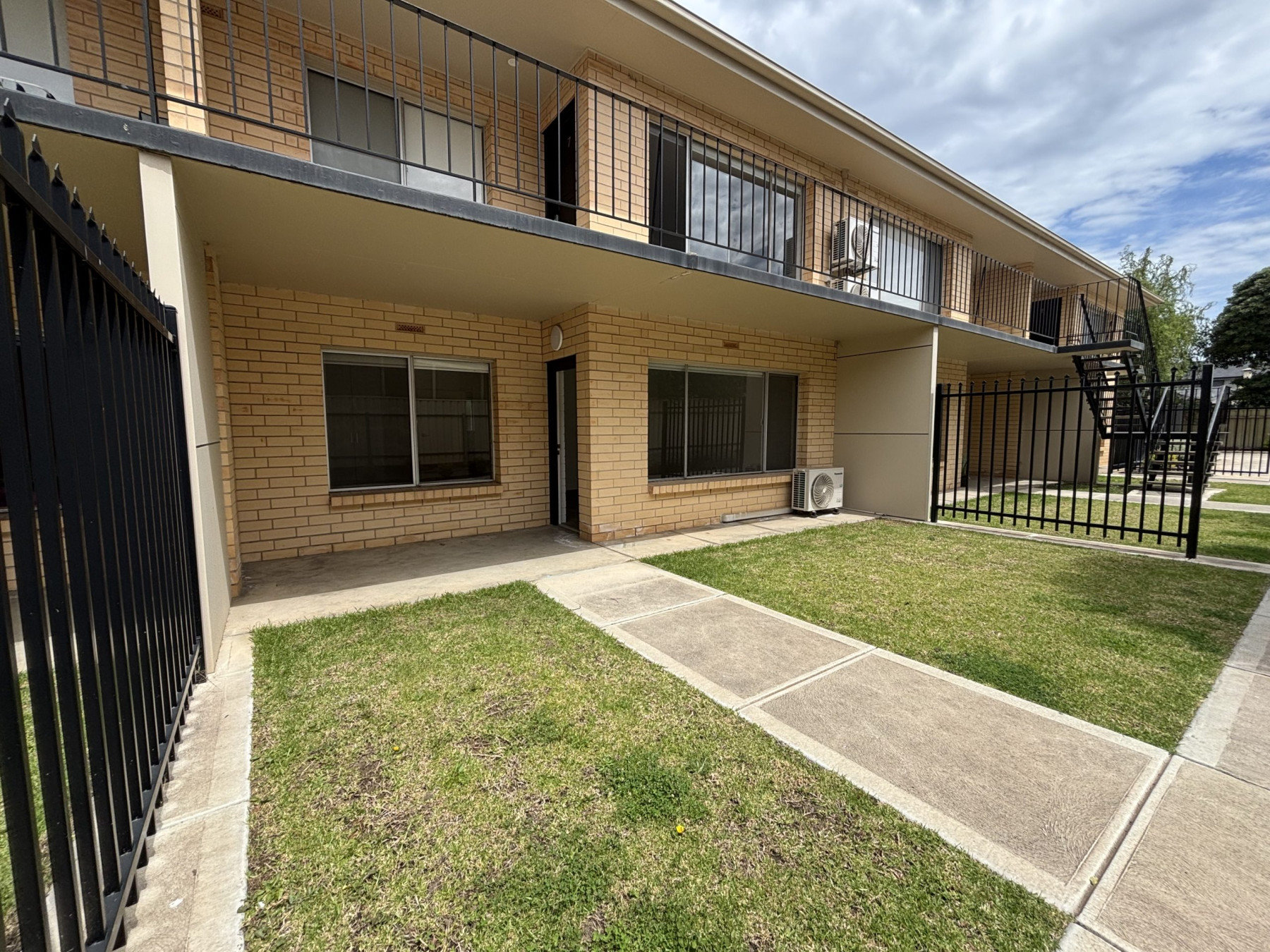2/42 Wright Street, Renown Park, SA 5008