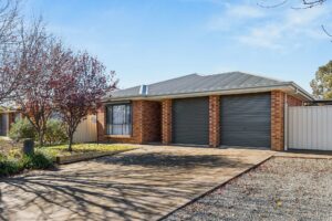 9 Lawes Terrace, Reid, SA 5118