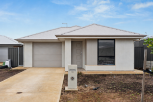 15 Anthony Court, Munno Para Downs, SA 5115