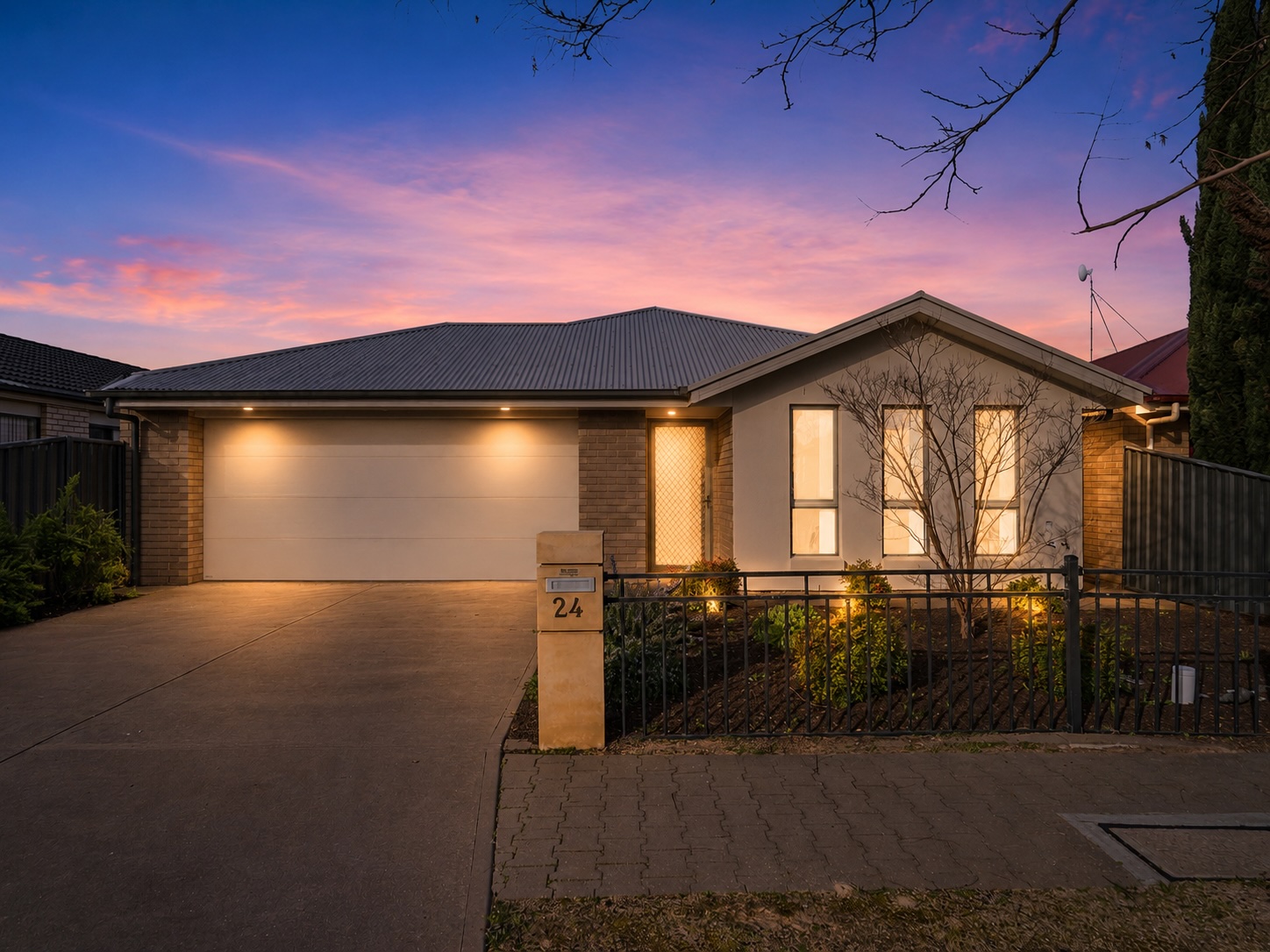 24 Coonawarra Avenue, ANDREWS FARM, SA 5114