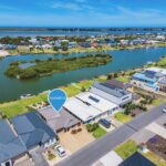 35 Wentworth Parade, Hindmarsh Island, SA 5214